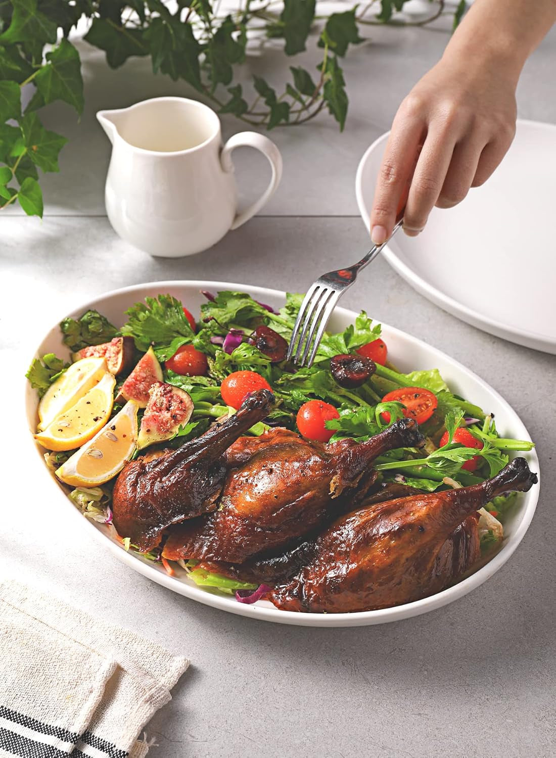 715.101 Oval Serving Platters, 12.5 Inch White Porcelain Serving Platters for Party, Large Oval Serving Trays Serving Plates for Fish Dish, Steak, Restaurant, Dessert Shop, Set of 2